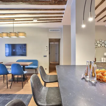 73 - Etienne Marcel Paris