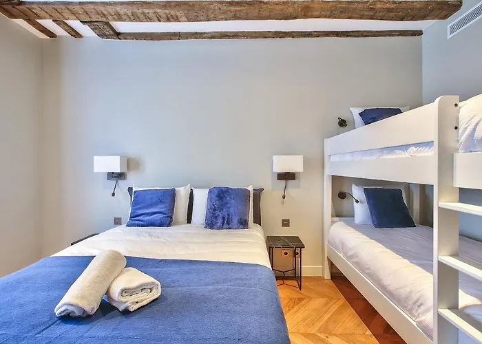 73 - Etienne Marcel Apartment *