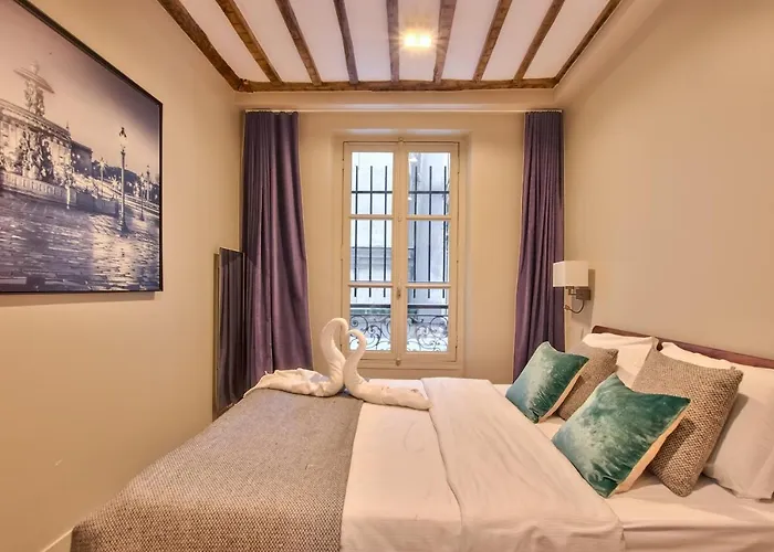 73 - Etienne Marcel Apartmán